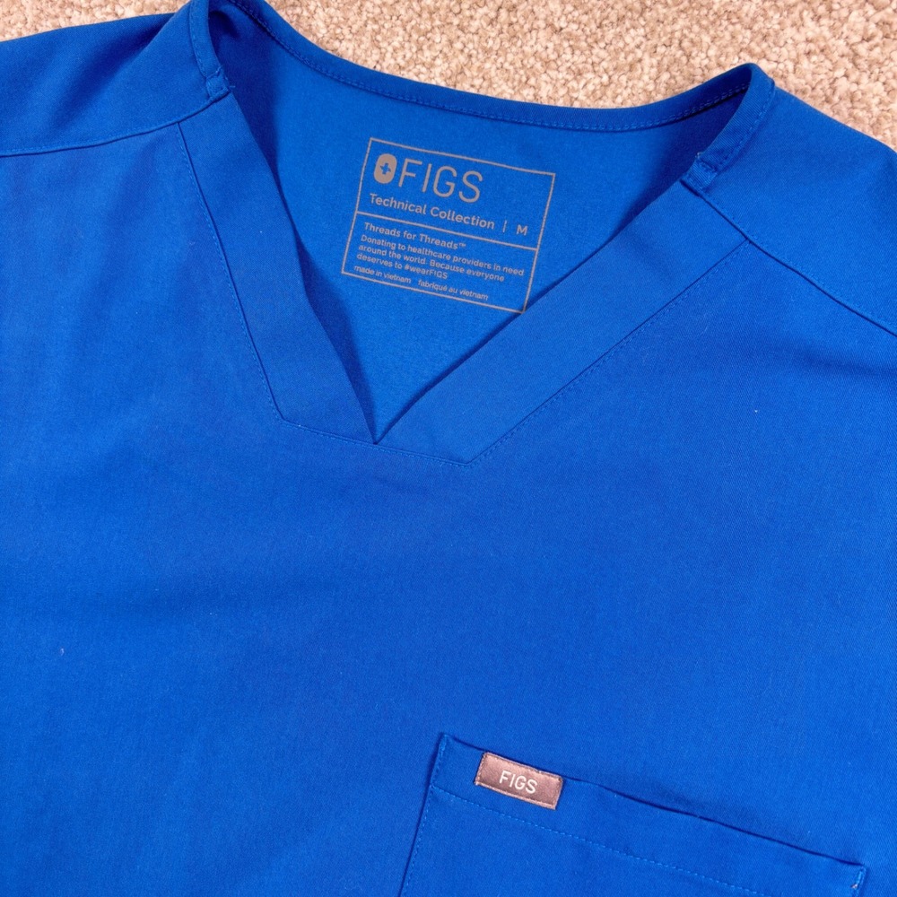 Figs Chisec Scrub Top Men M Blue V-Neck Short Sleeve Pocket Technical Collection